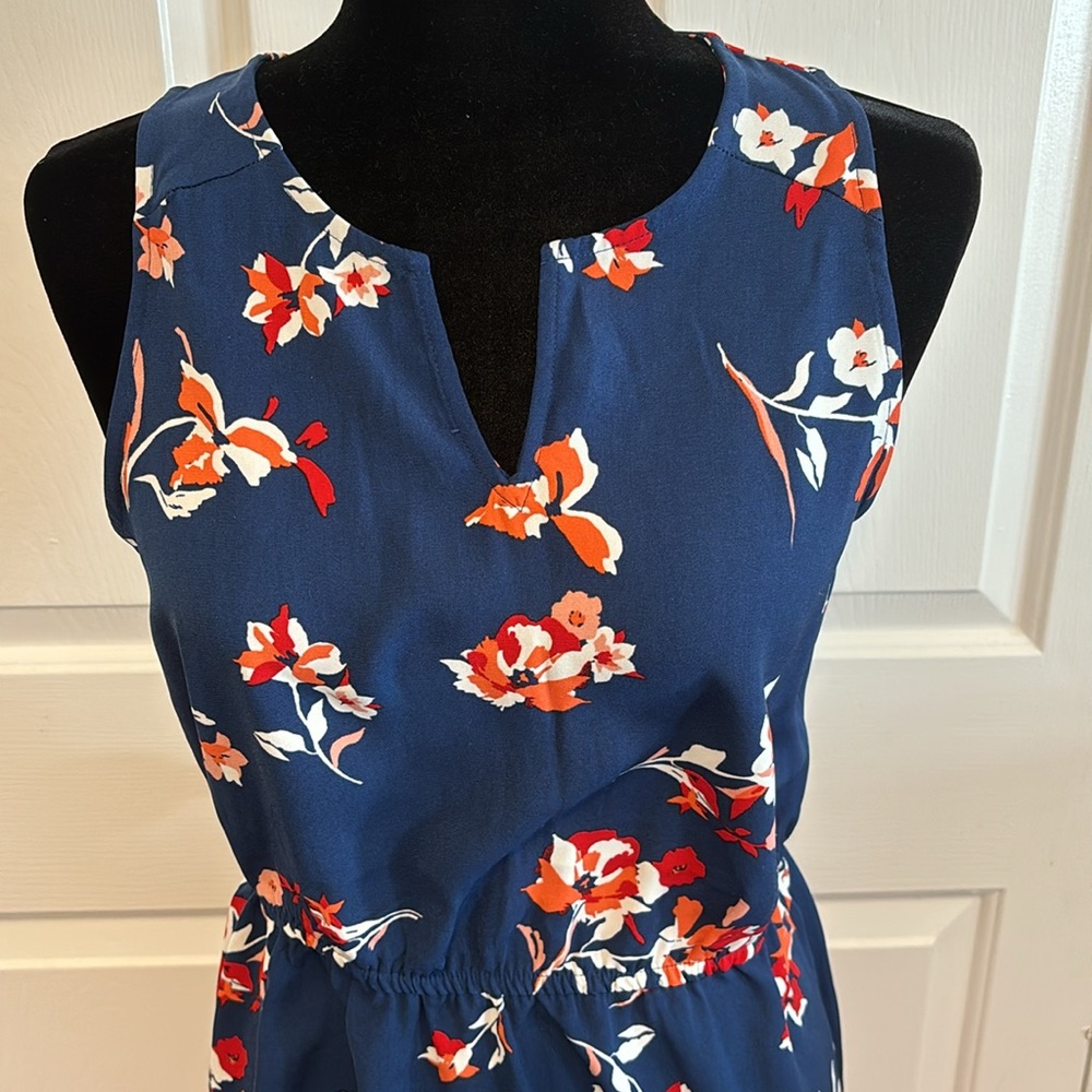 Split Neck Dress - Picture 2 of 4